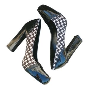 Tahari Avenue houndstooth Block Heel Pumps 7.5M